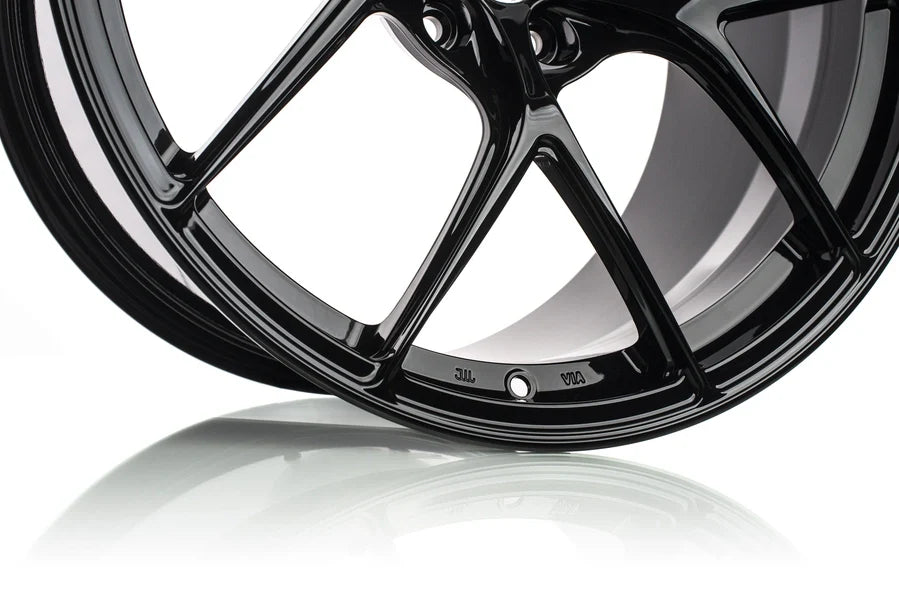 Titan 7 Forged Aluminium Wheel - T-S5 20x9 5x114.3 ET 38 CB 60.1 in Wicked Black
