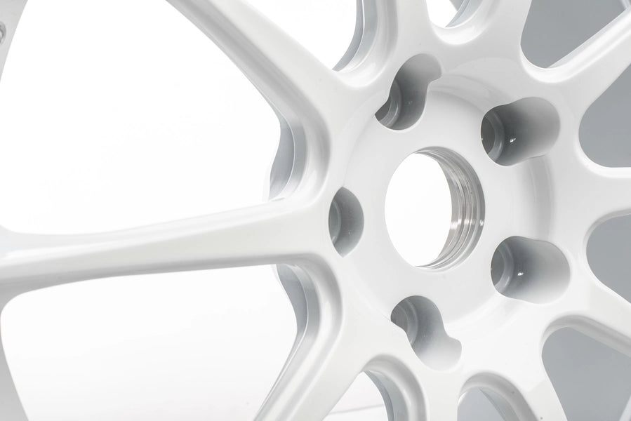 Titan 7 Forged Aluminium Wheel - T-R10 18x9.5 5x114.3 ET 40 CB 70.1 in Speedline White