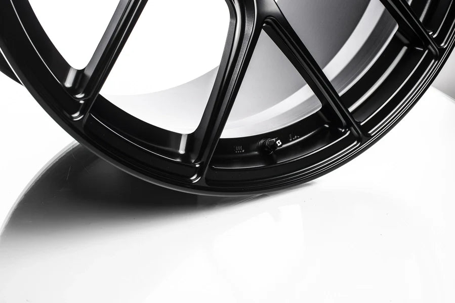 Titan 7 Forged Aluminium Wheel - T-S5 19x10 5x120.65 ET 37 CB 70.3 in Machine Black