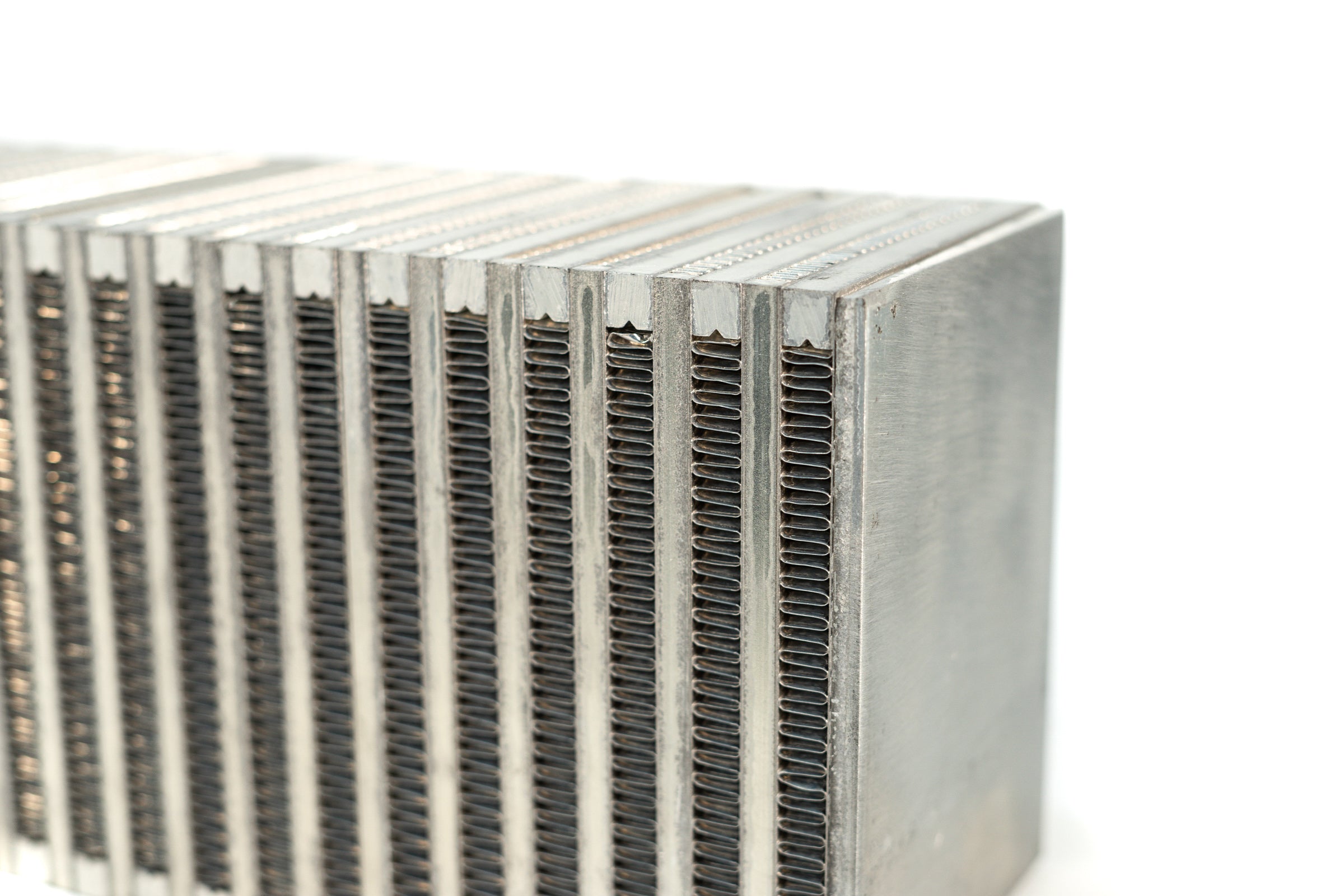 CSF Race High Performance Bar&plate intercooler core 27x6x4.5 (vertical flow)