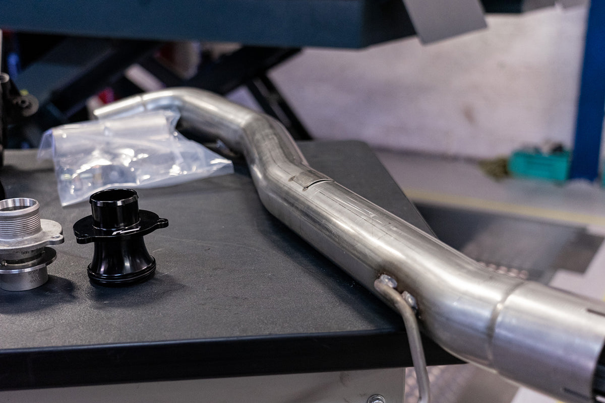 Milltek Cat-back - GPF/OPF Back - Non-Res (Louder) with JET-100 Carbon Trims - Ateca Cupra SSXSE222