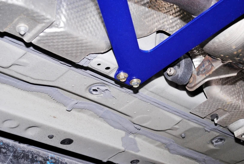 Hardrace MIDDLE LOWER BRACE TOYOTA PRIUS (0050331)