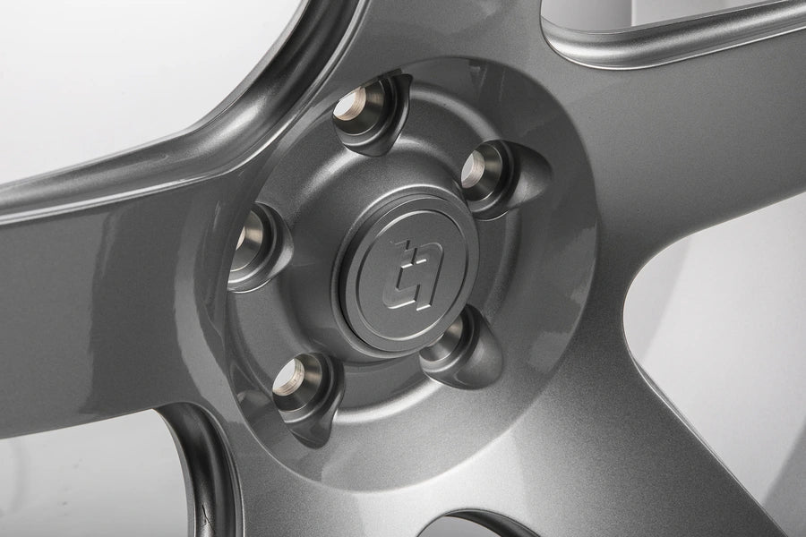 Titan 7 Forged Aluminium Wheel - T-C5 22x10.5 5x112 ET 10 CB 66.6 in Iridium Silver