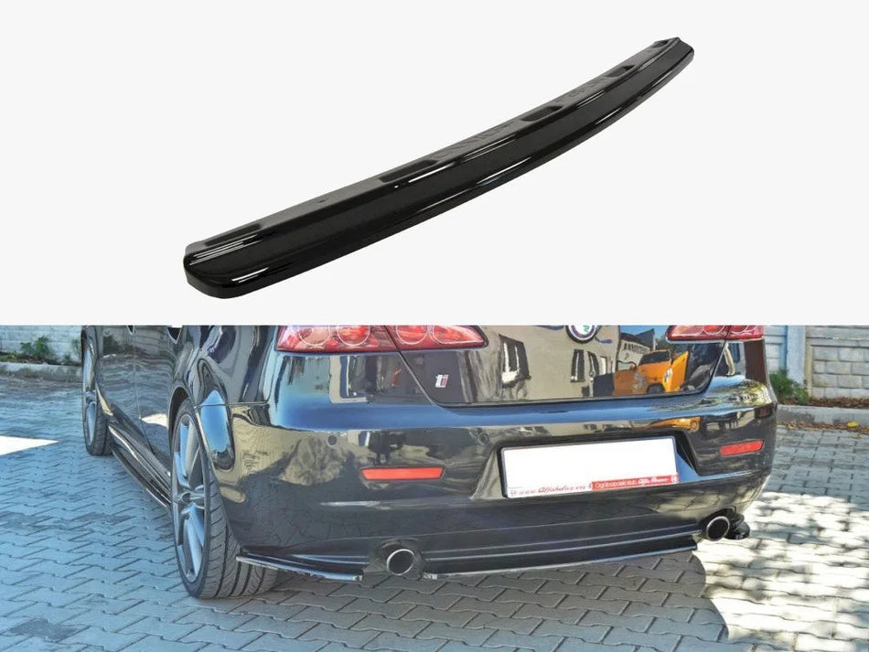 Maxton Central Rear Splitter Alfa Romeo 159 - Carbon Look
