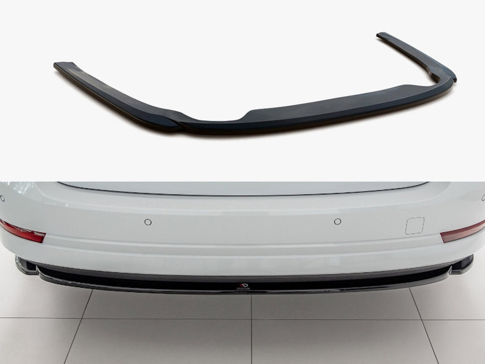 Maxton Central Rear Splitter Skoda Octavia Mk4 - Carbon Look