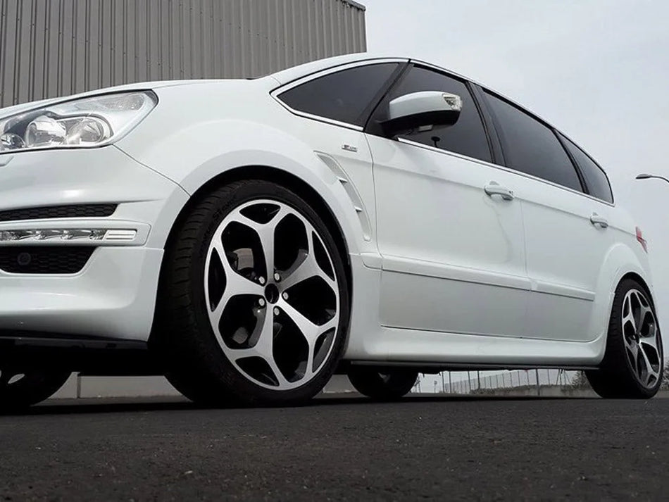 Maxton Side Skirts Splitters Ford S-max Titanium Facelift (2010-2015)