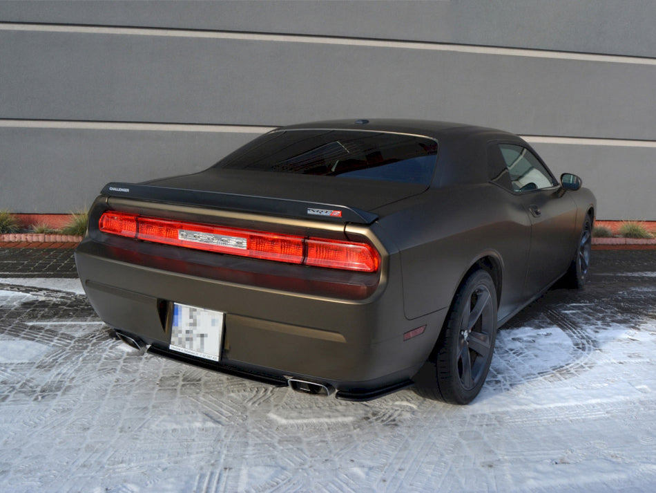 Maxton Central Rear Splitter Dodge Challenger Mk3 PHASE-1 SRT8 Coupe