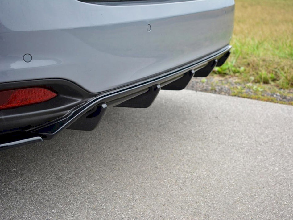 Maxton Rear Valance Fiat Tipo S-Design SW - Carbon Look