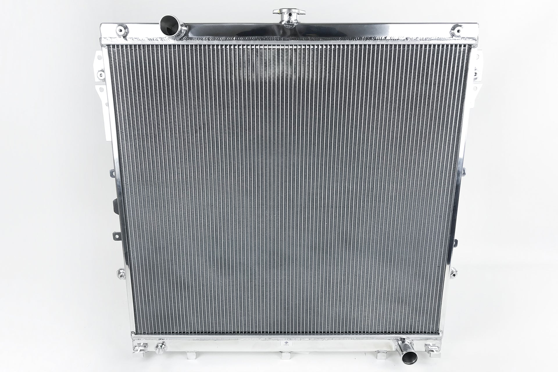 07-21 Toyota Tundra V8 (AT & MT) / 08-22 Sequoia All-Aluminum Radiator