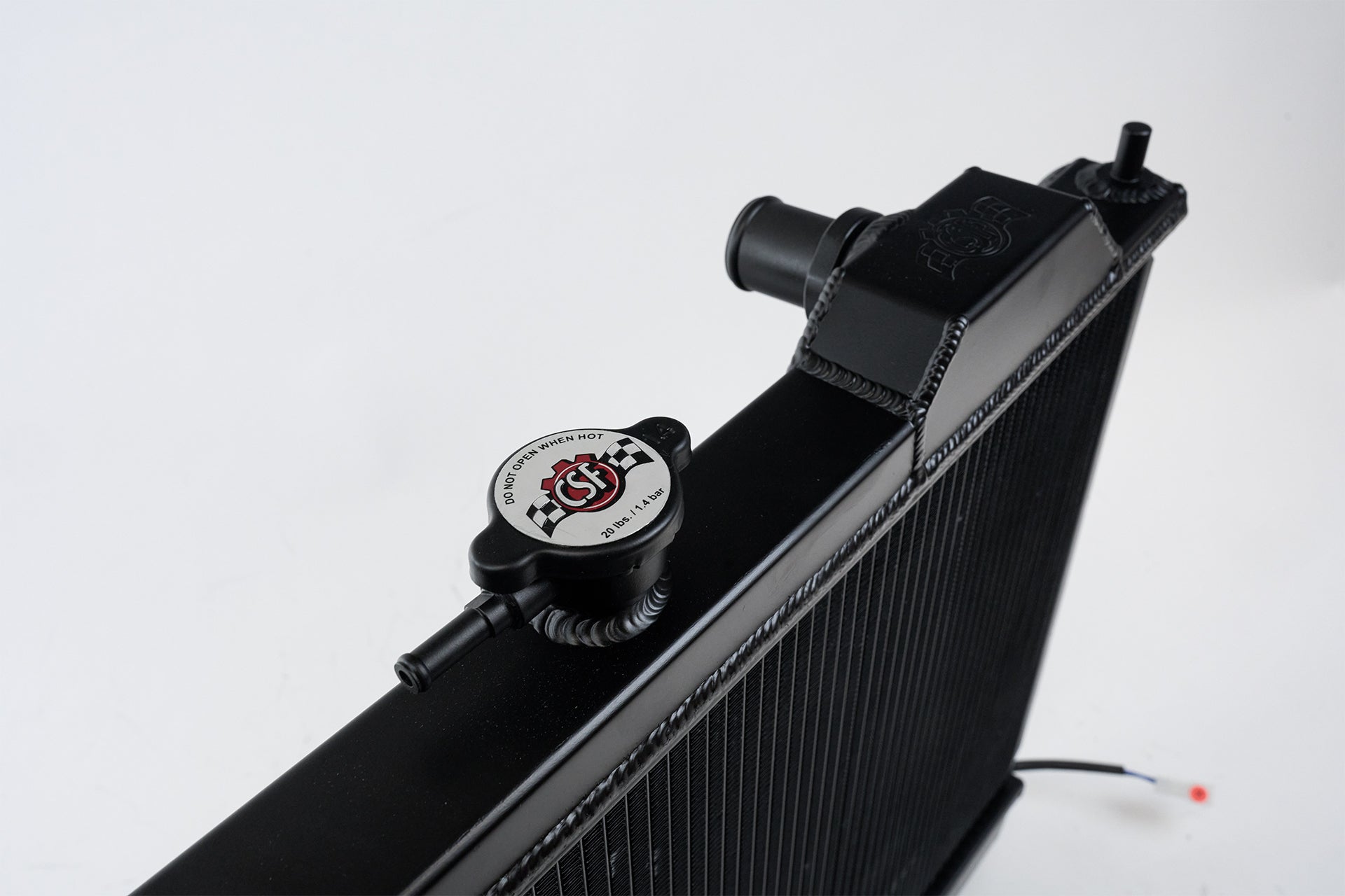 Mitsubishi Evo 7/8/9 Full Size Slim Radiator w/ 12in SPAL Fan - Black
