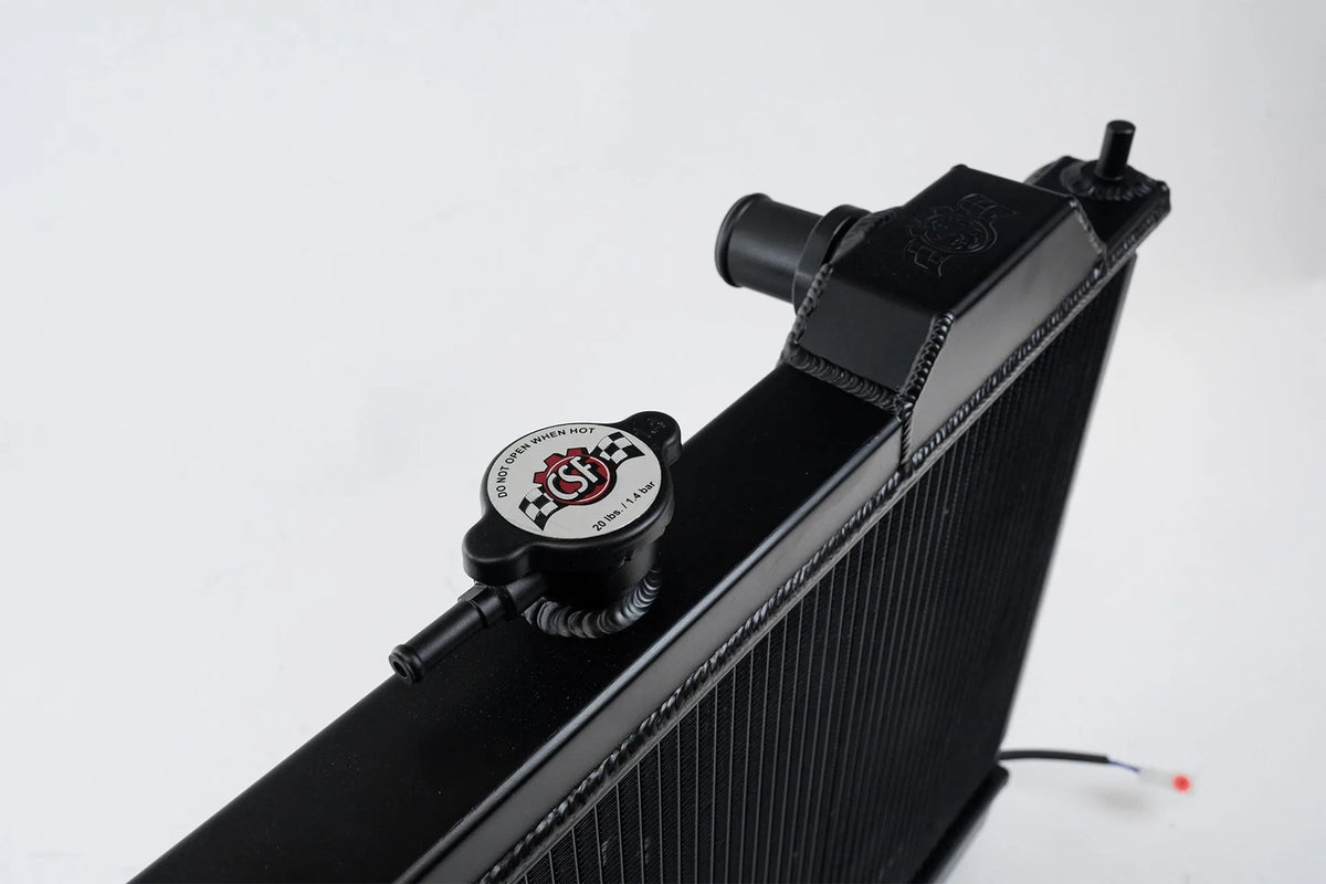 Mitsubishi Evo 7/8/9 Full Size Slim Radiator w/ 12in SPAL Fan - Black