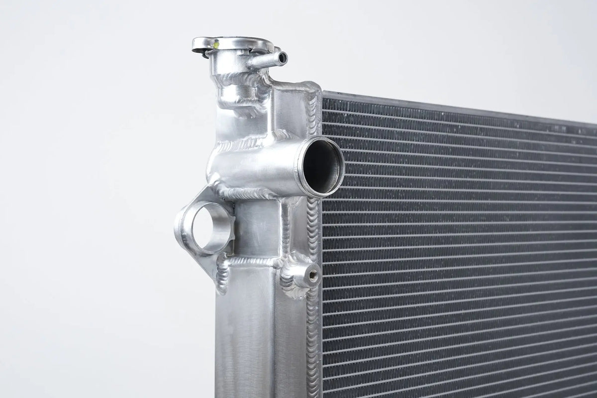 Lexus GX470 / 4th Gen Toyota 4Runner V8 Heavy-Duty All-Aluminum Radiator