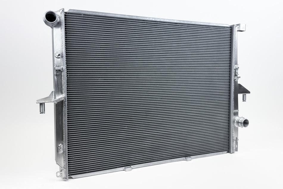 CSF Heavy-Duty Performance Radiator For 03-10 Porsche 955/957 Cayenne / 07-15 Audi Q7 / 04-10 VW Touareg