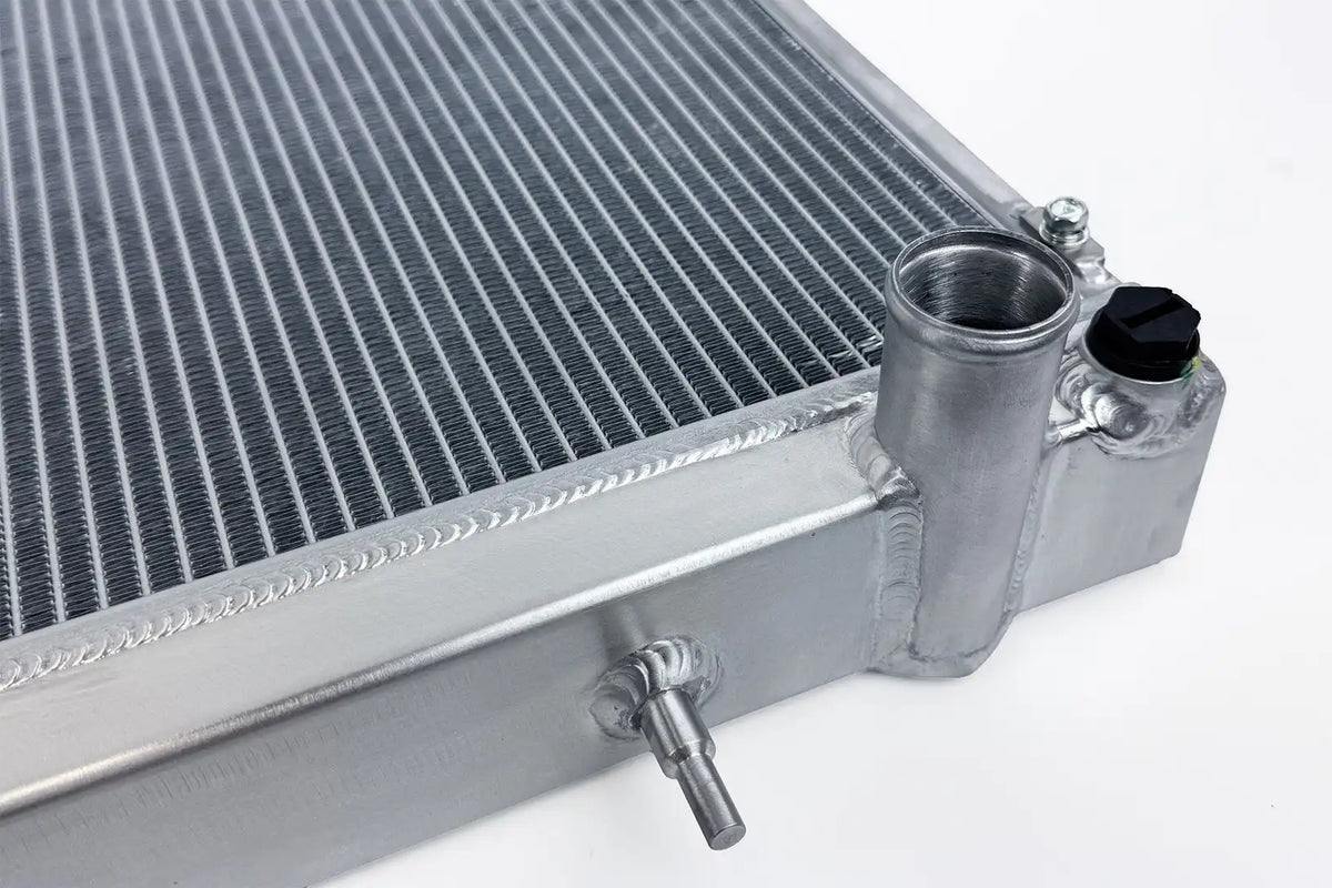 R32 Skyline GT-R/GTS High-Performance All-Aluminum Radiator - Silver