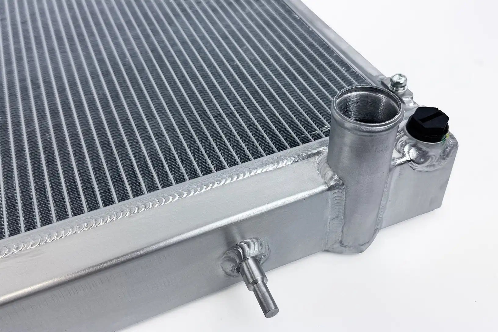 R32 Skyline GT-R/GTS High-Performance All-Aluminum Radiator - Silver