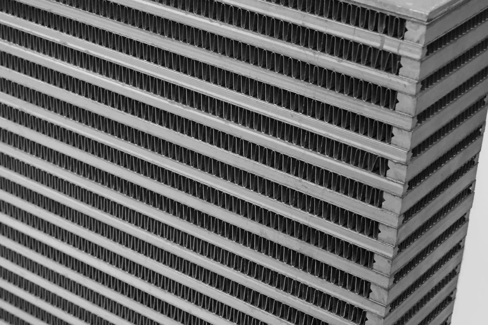 High-Performance Bar & Plate Intercooler Core 25x12x3.5
