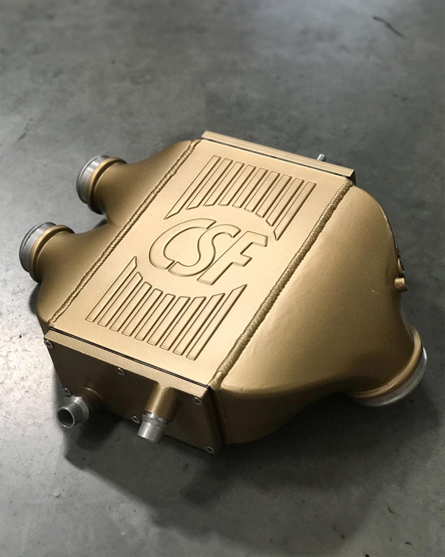F8X M3 / M4 / M2 Comp Top Mount Charge-Air-Cooler - Raw Finish
