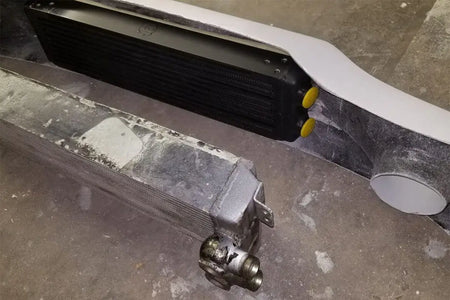 Universal Dual-Pass Oil Cooler / IROC Porsche / M22x1.5 / 24L x 5.75H x 2.16W
