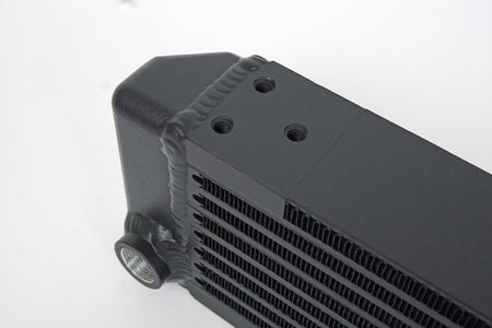 Universal Single-Pass Oil Cooler / RSR Porsche / M22 x 1.5 / 22L x 4.75H x 2.16W