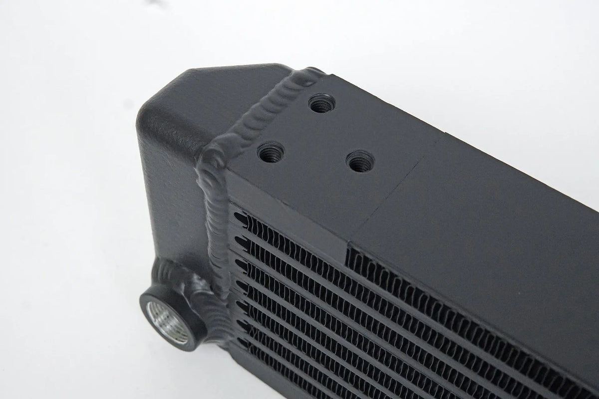 Universal Single-Pass Oil Cooler / RSR Porsche / M22 x 1.5 / 22L x 4.75H x 2.16W