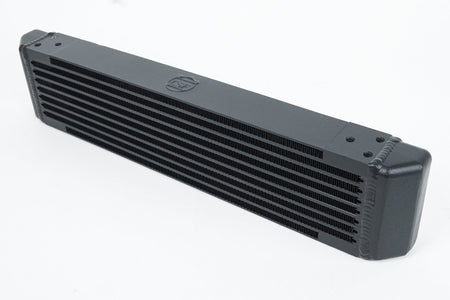 Universal Single-Pass Oil Cooler / RSR Porsche / M22 x 1.5 / 22L x 4.75H x 2.16W