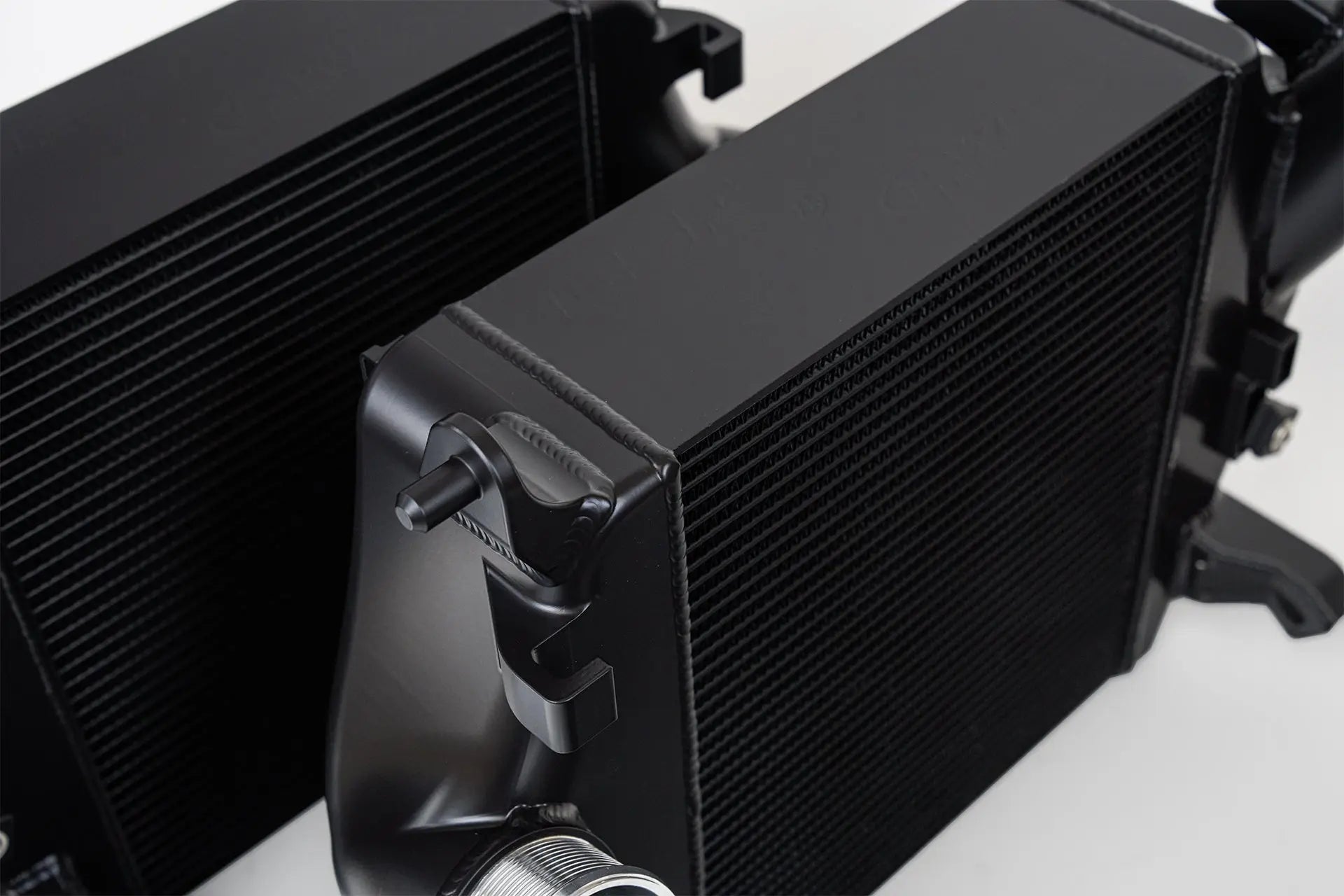 Audi SQ7 / SQ8 Twin Intercooler Set - Thermal Dispersion Black