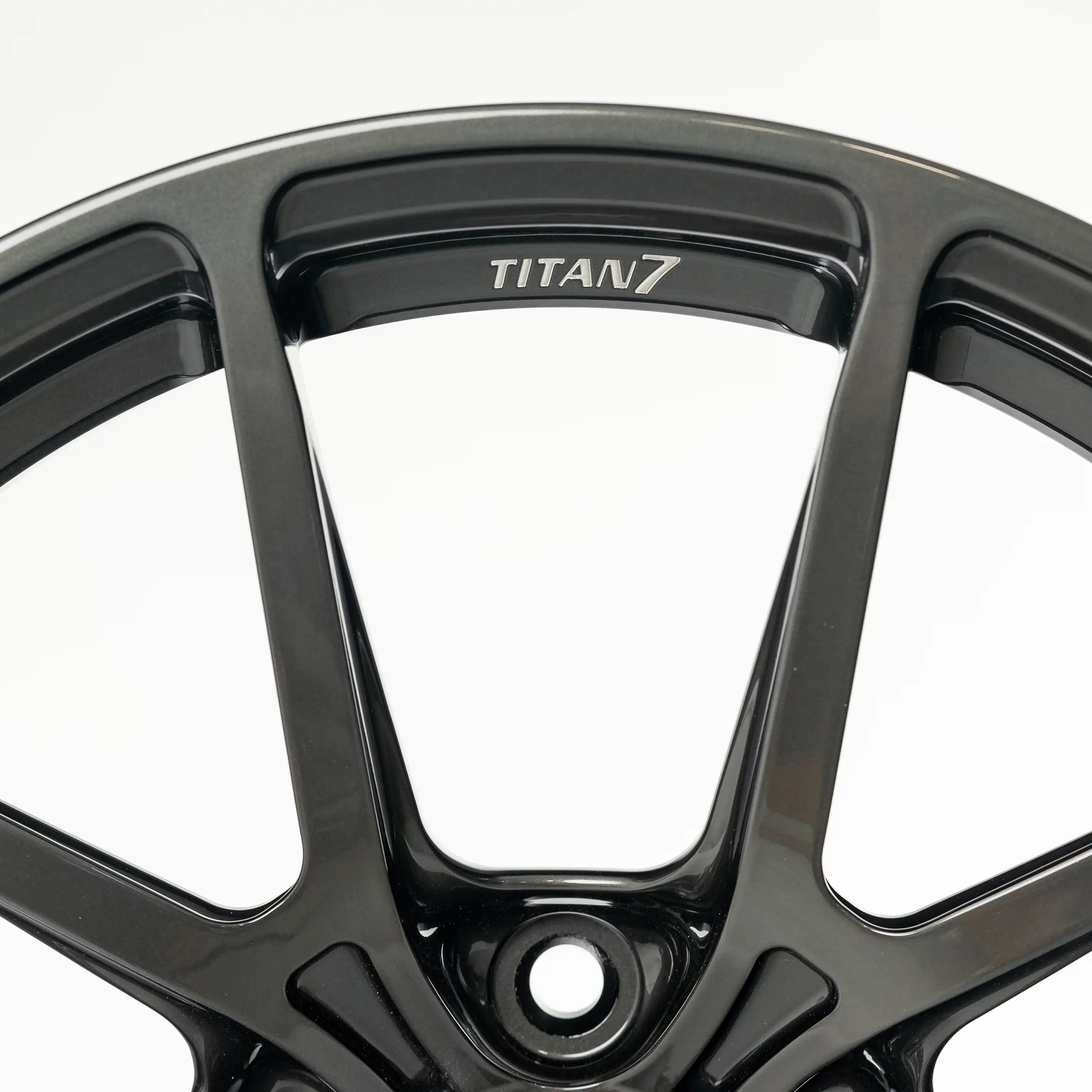 Titan 7 Forged Aluminium Wheel - T-P5 18x9.5 PCD 5x120 CB 72.56 In Advanced Dark Gunmetal