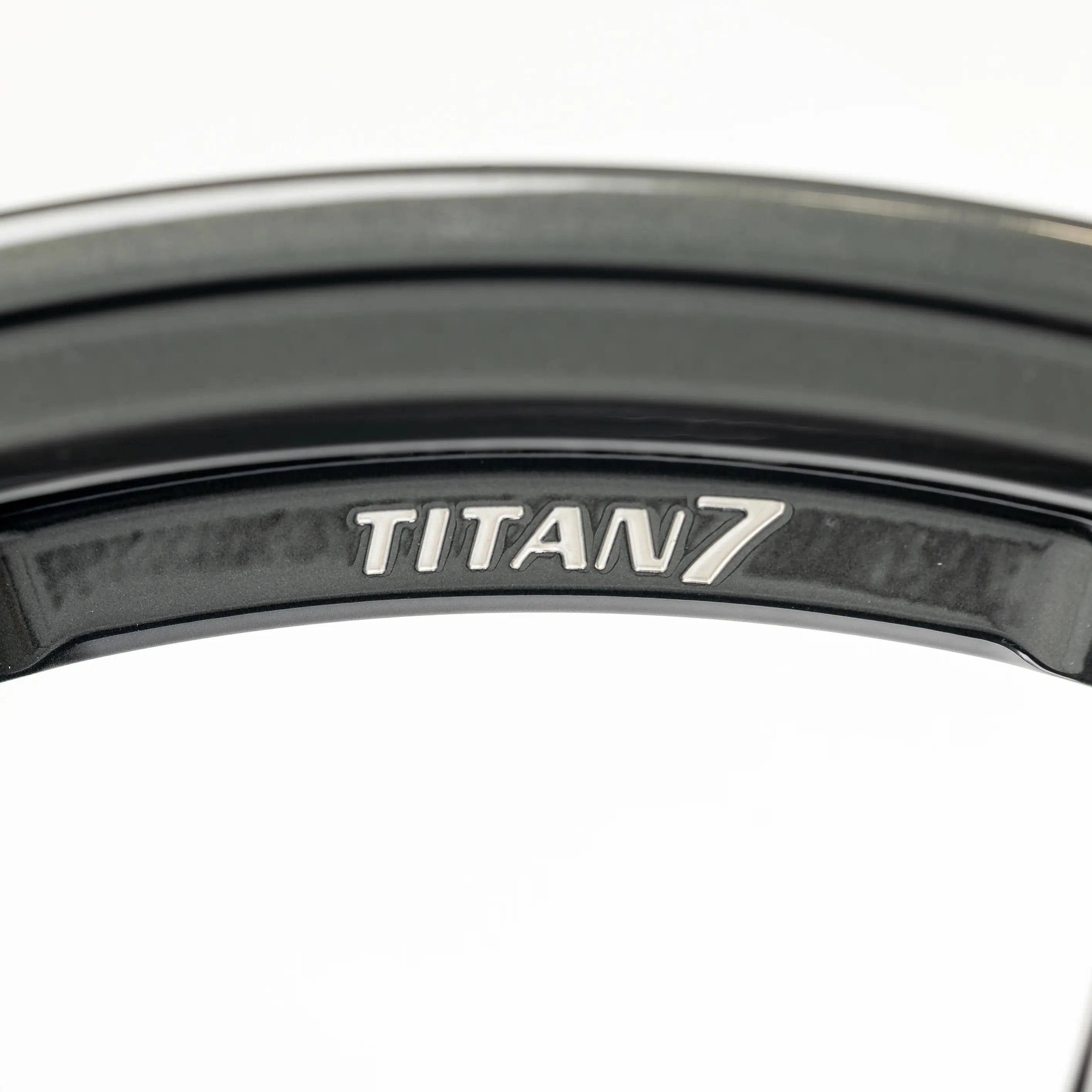 Titan 7 Forged Aluminium Wheel - T-P5 18x9.5 PCD 5x120 CB 72.56 In Advanced Dark Gunmetal