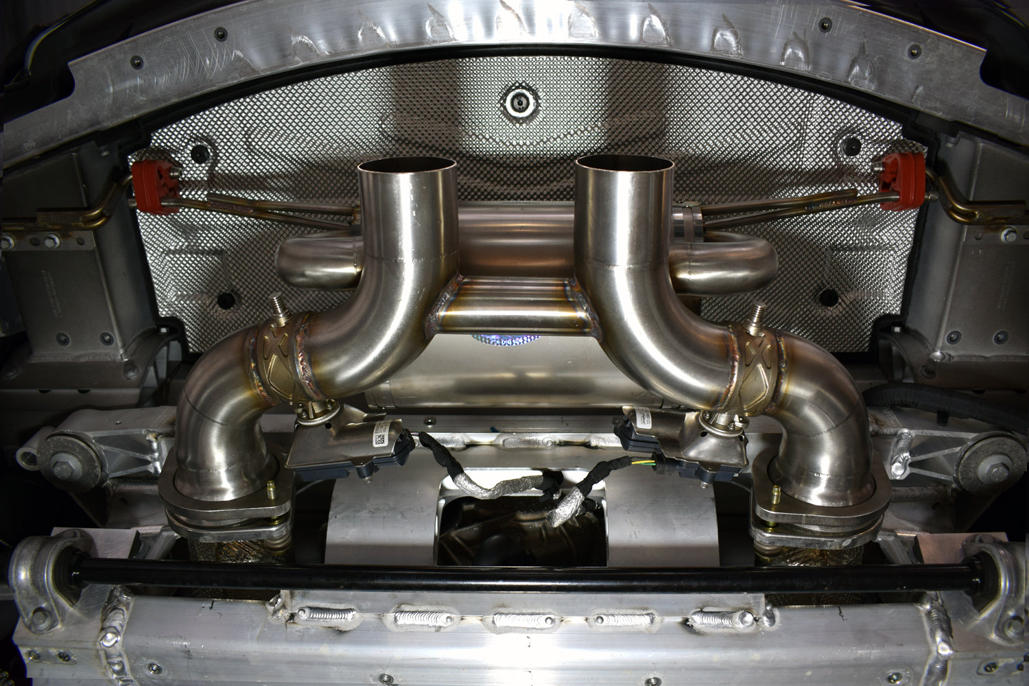 QuickSilver Aston Martin V12 Vantage - Titan Sport Exhaust with Sound Architect™ (2022 on)