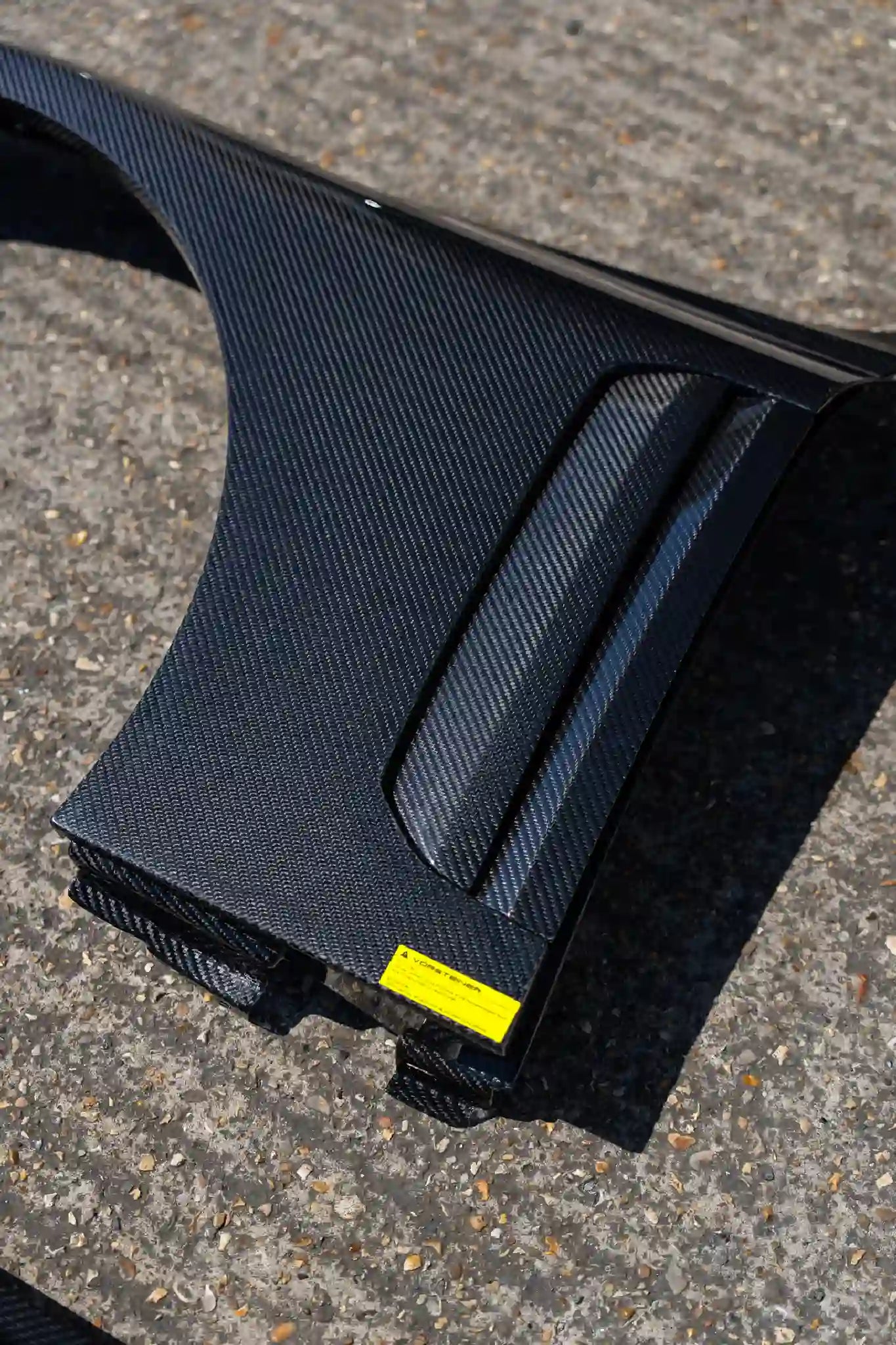 VORSTEINER VRS G8X M2 CARBON FIBRE AERO KIT