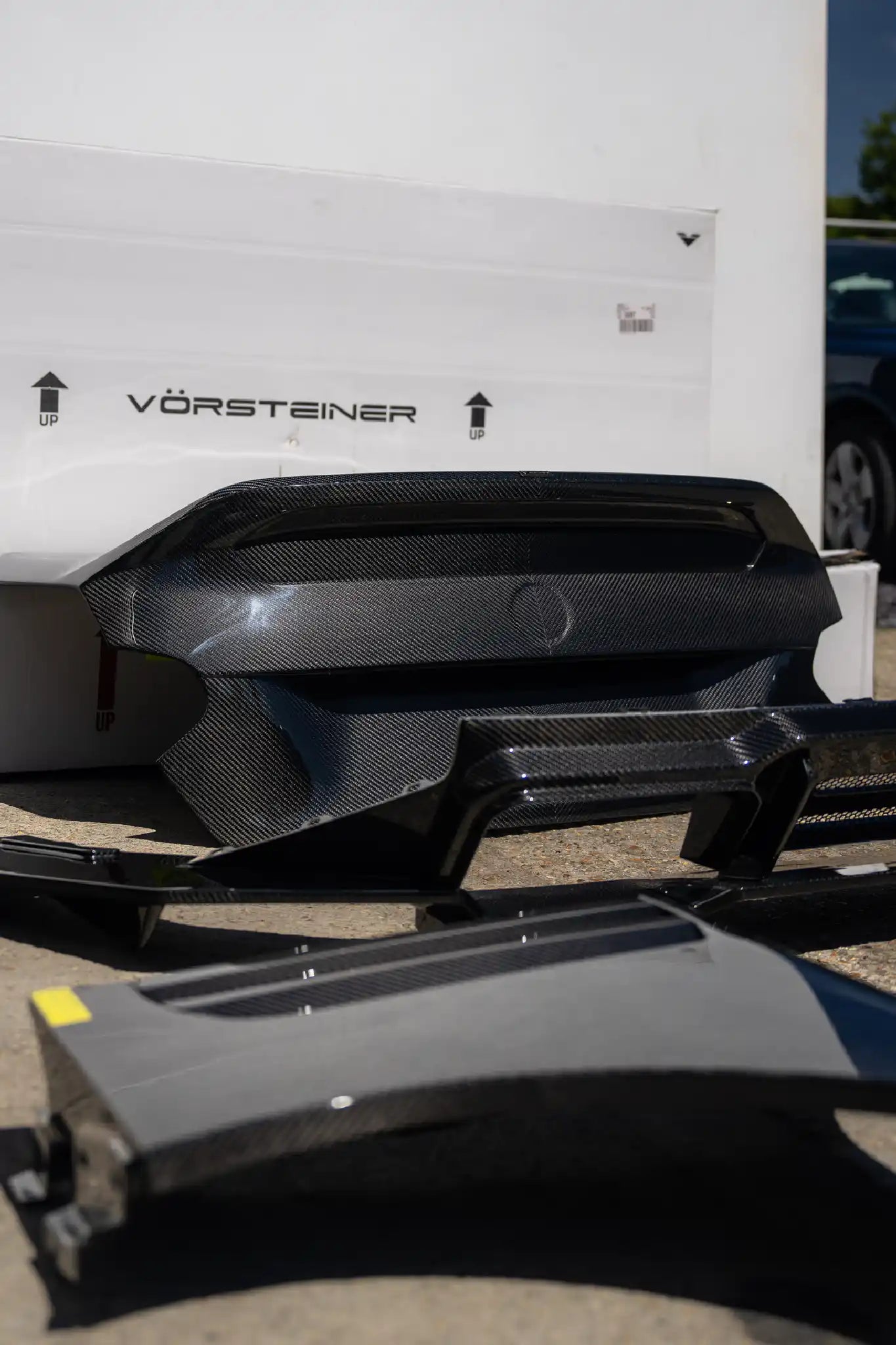 VORSTEINER VRS G8X M2 CARBON FIBRE AERO KIT