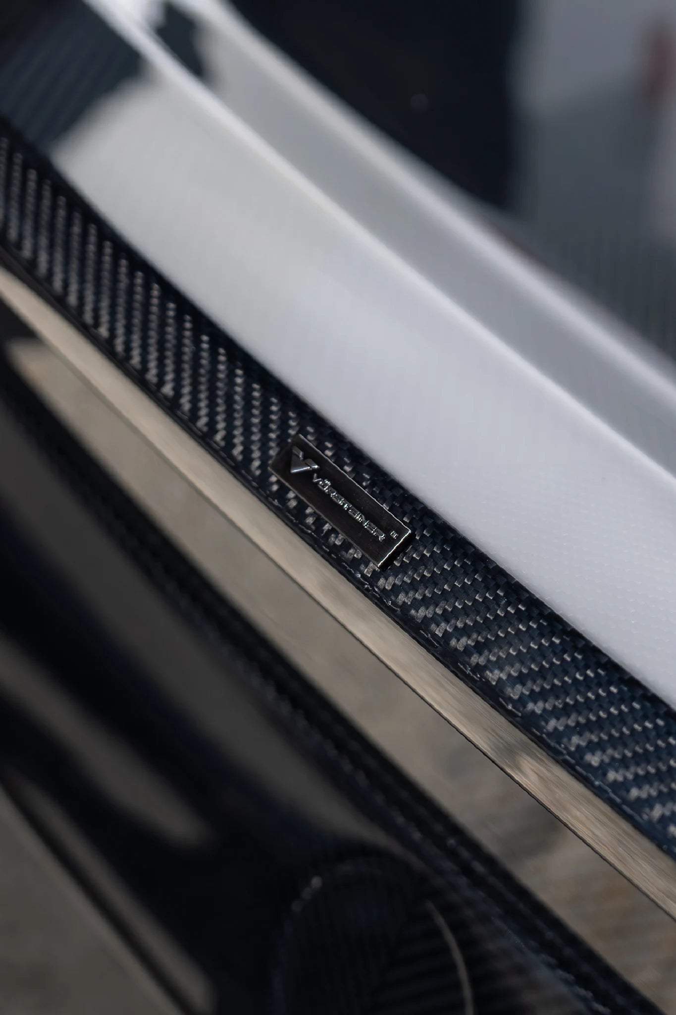 VORSTEINER VRS G8X M2 CARBON FIBRE AERO KIT