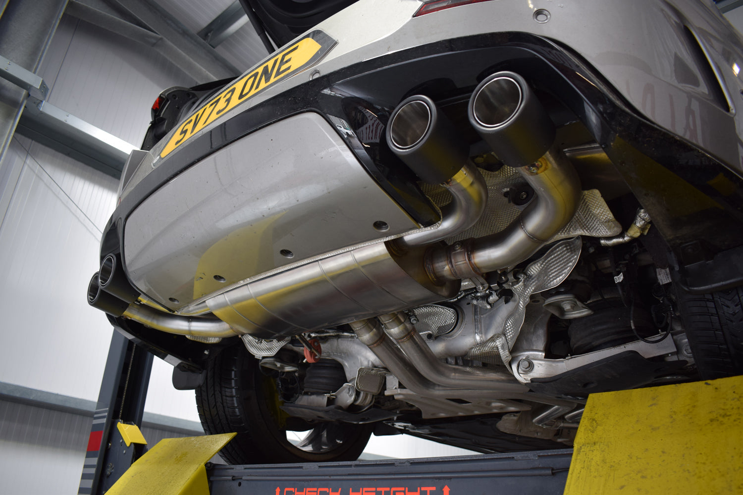 QuickSilver Range Rover Sport SV 635hp 4.4 V8 - Sport Exhaust system with Sound Architect™ Valves (2023 on)