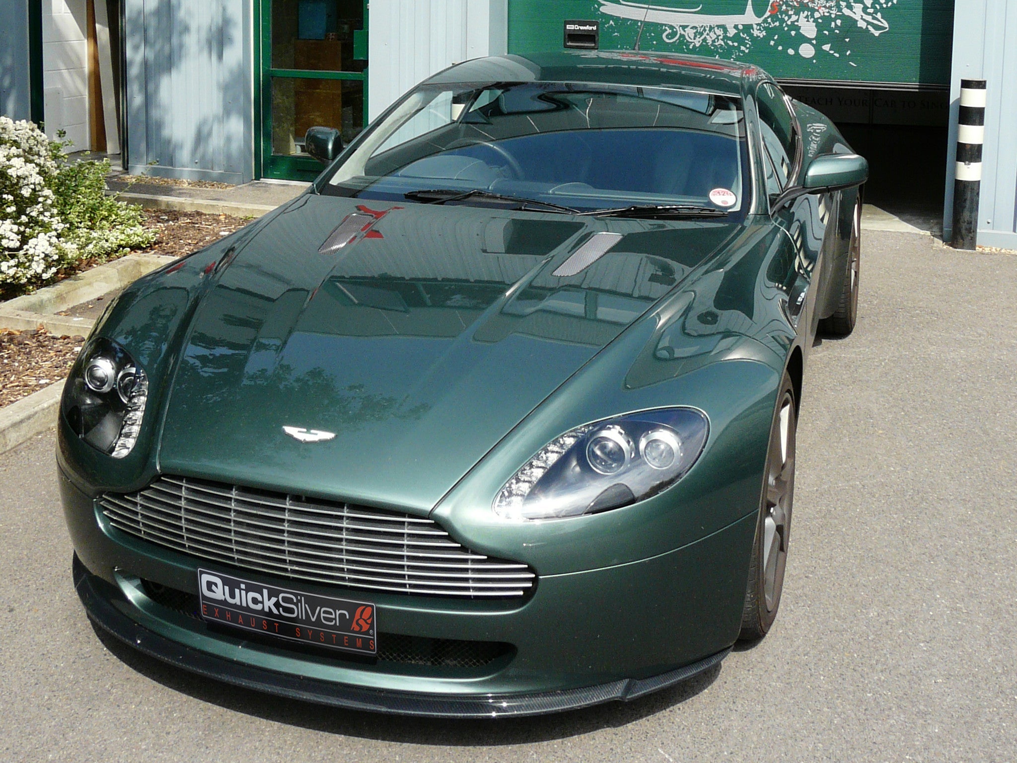 QuickSilver Aston Martin V8 Vantage Manifolds and Race Catalysts (2005-18)