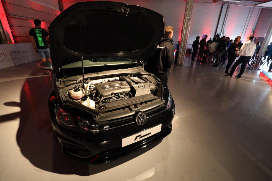 Racingline R600 Coolant Underhose/MQBE/EA888.4 (Except 8R)