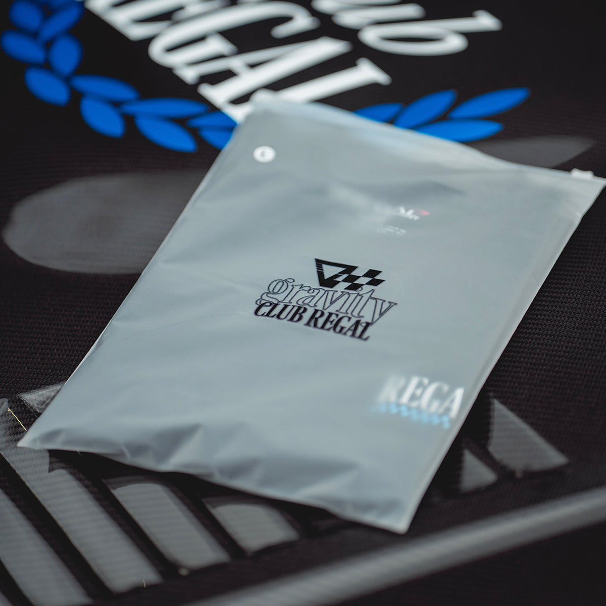 Club Regal x GRAVITY T-Shirt - Faded Black