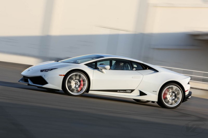 VF Engineering Huracán LP 610-4 VF800 Supercharger System